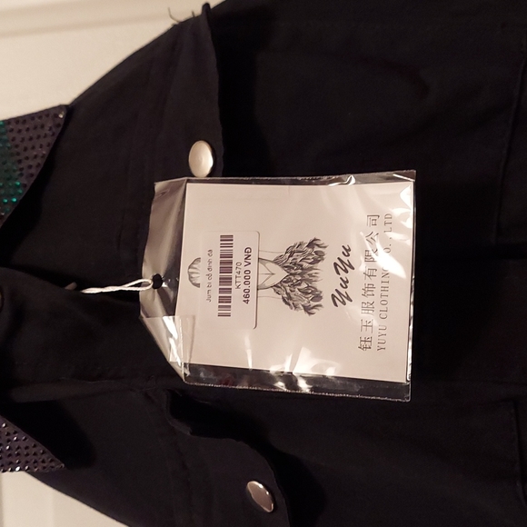 Women's yuyu romper - Picture 2 of 10